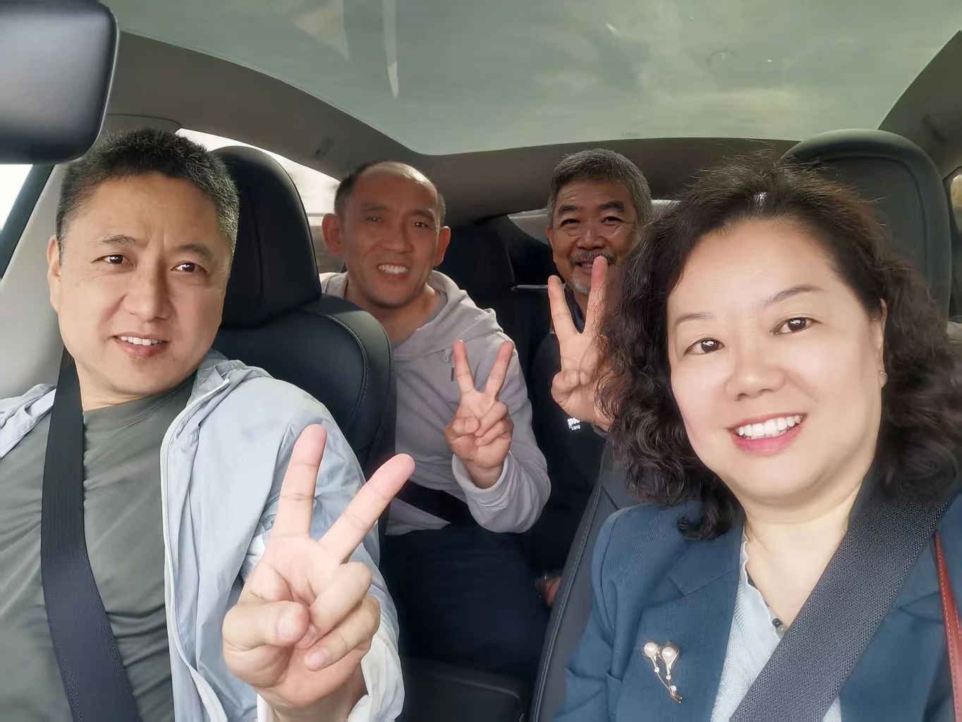 1745048124295530.jpg 1745048124295530.jpg