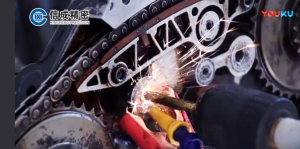 汽車發(fā)動機(jī)缸體取斷螺絲案例視頻